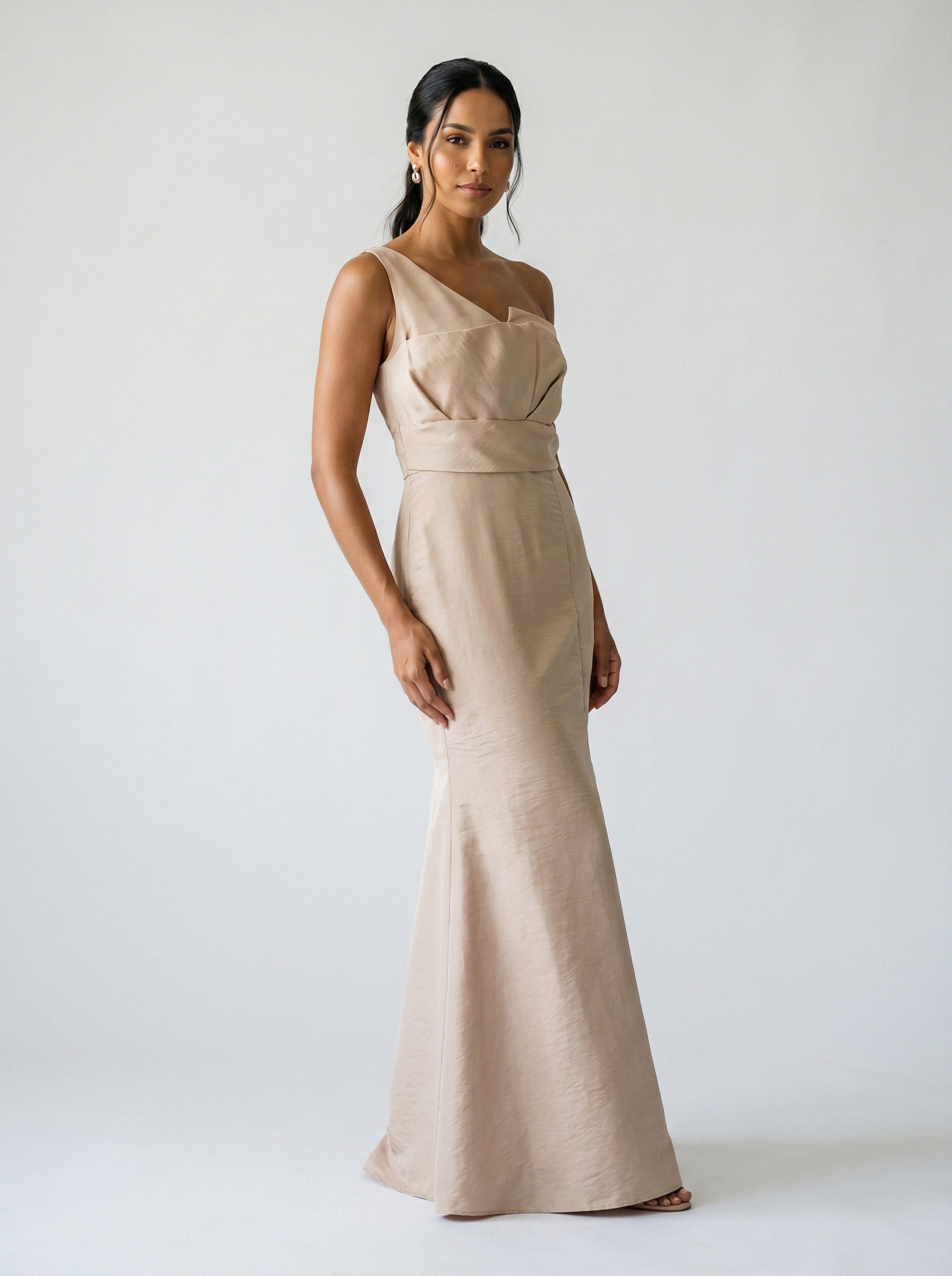 Vestido de festa champagne · MD-G-081 da Koisa Linda