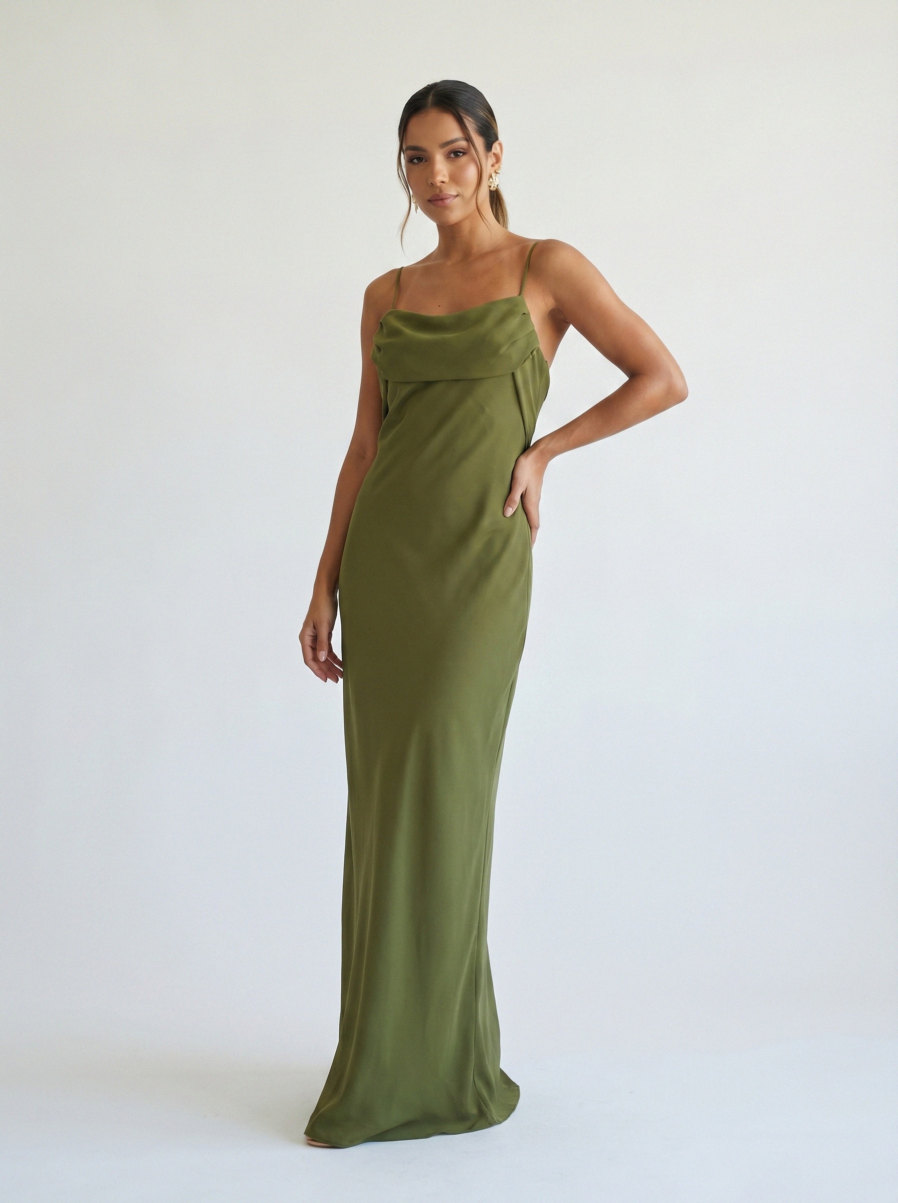Vestido de festa verde oliva · MD-M-056 da Koisa Linda