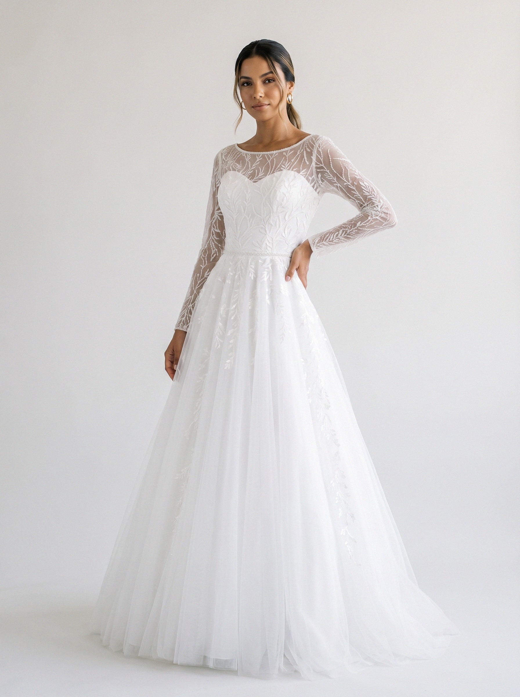 Vestido de noiva princesa de tule manga longa da Koisa Linda