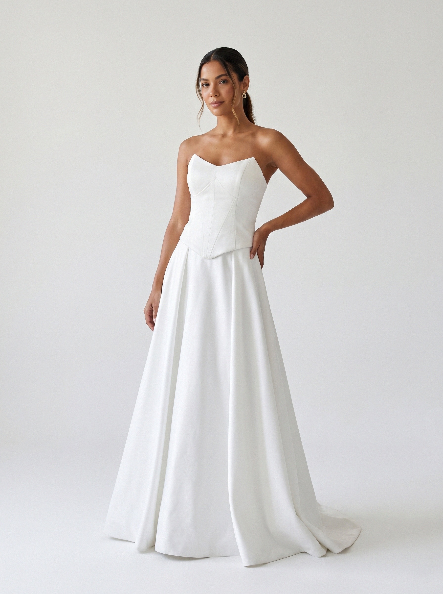 Vestido de noiva corte A de zibeline decote coração da Koisa Linda