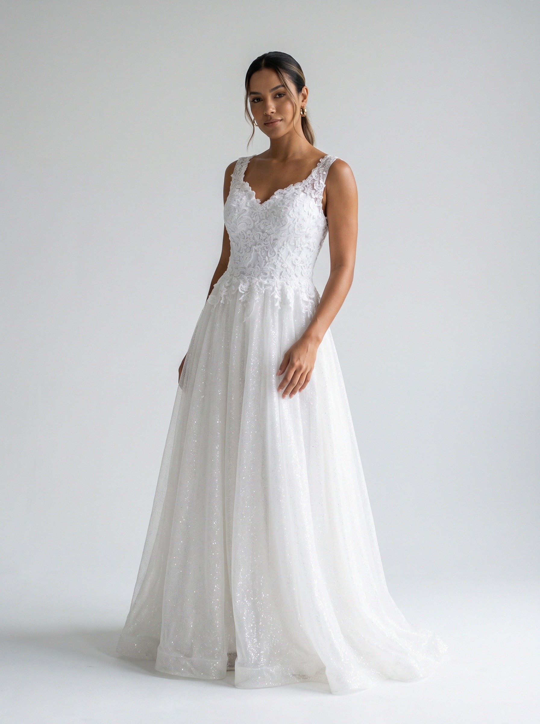 Vestido de noiva corte A de tule alça larga da Koisa Linda
