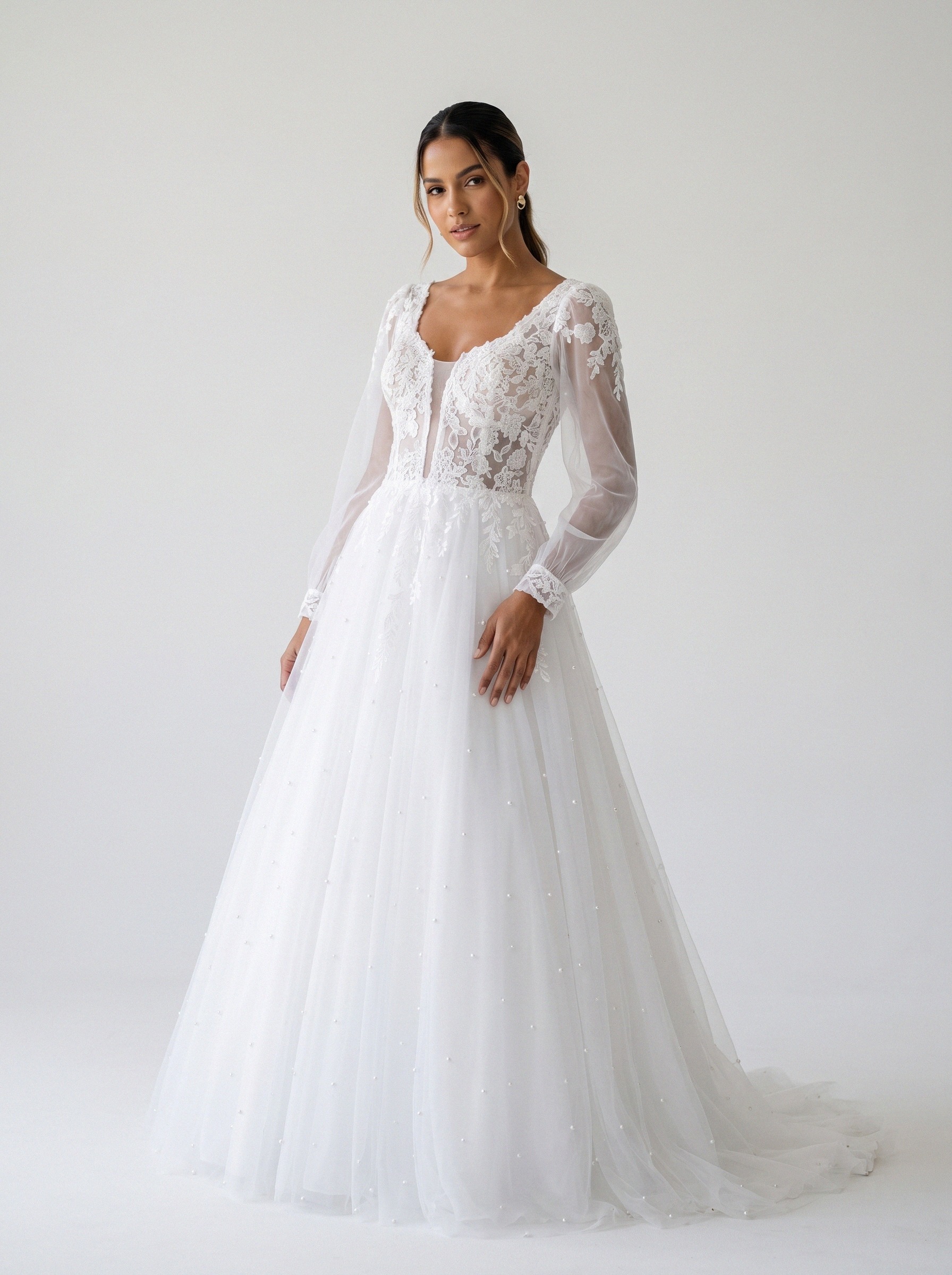 Vestido de noiva princesa de tule manga longa da Koisa Linda