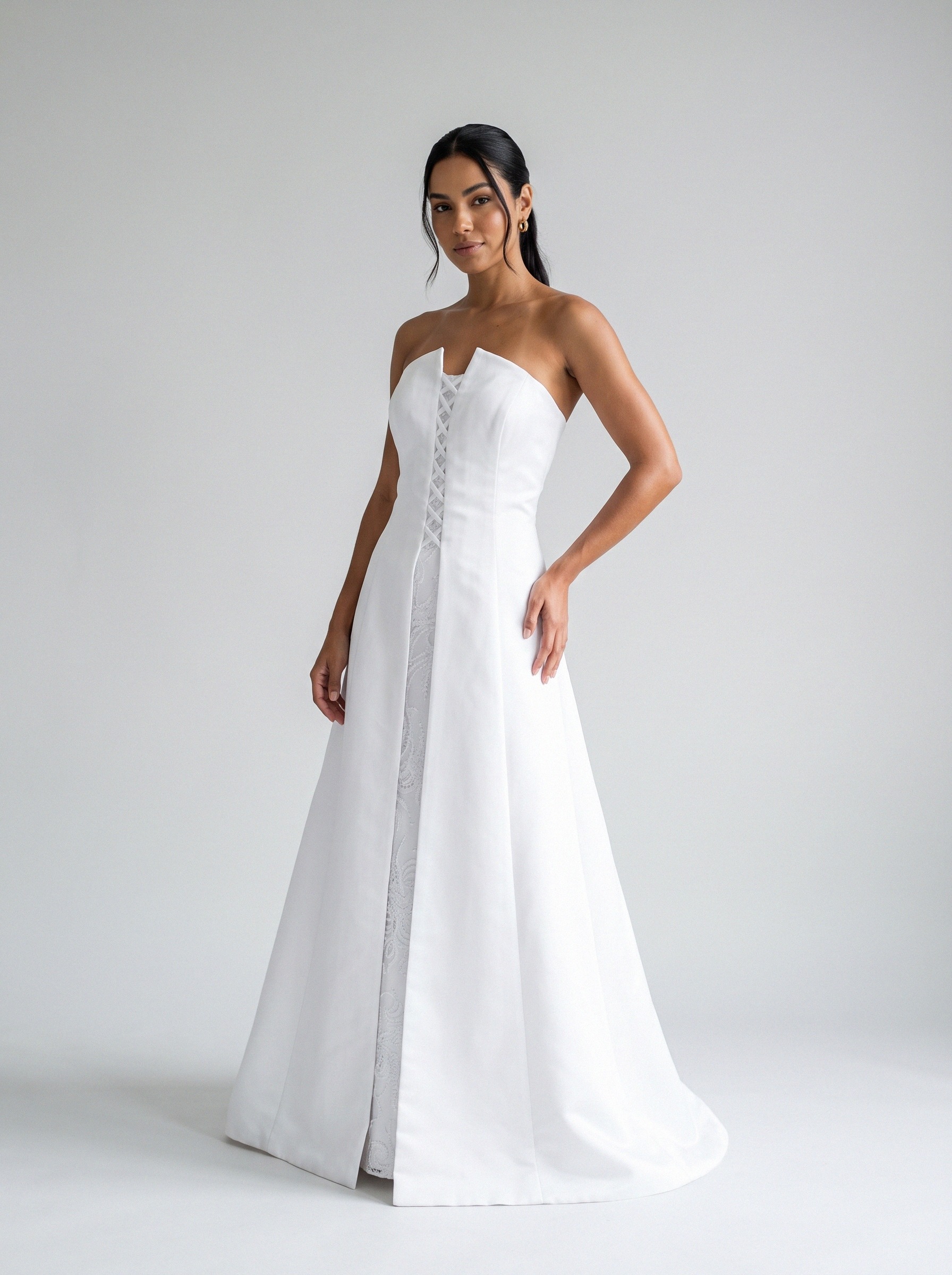 Vestido de noiva corte A de zibeline tomara que caia da Koisa Linda