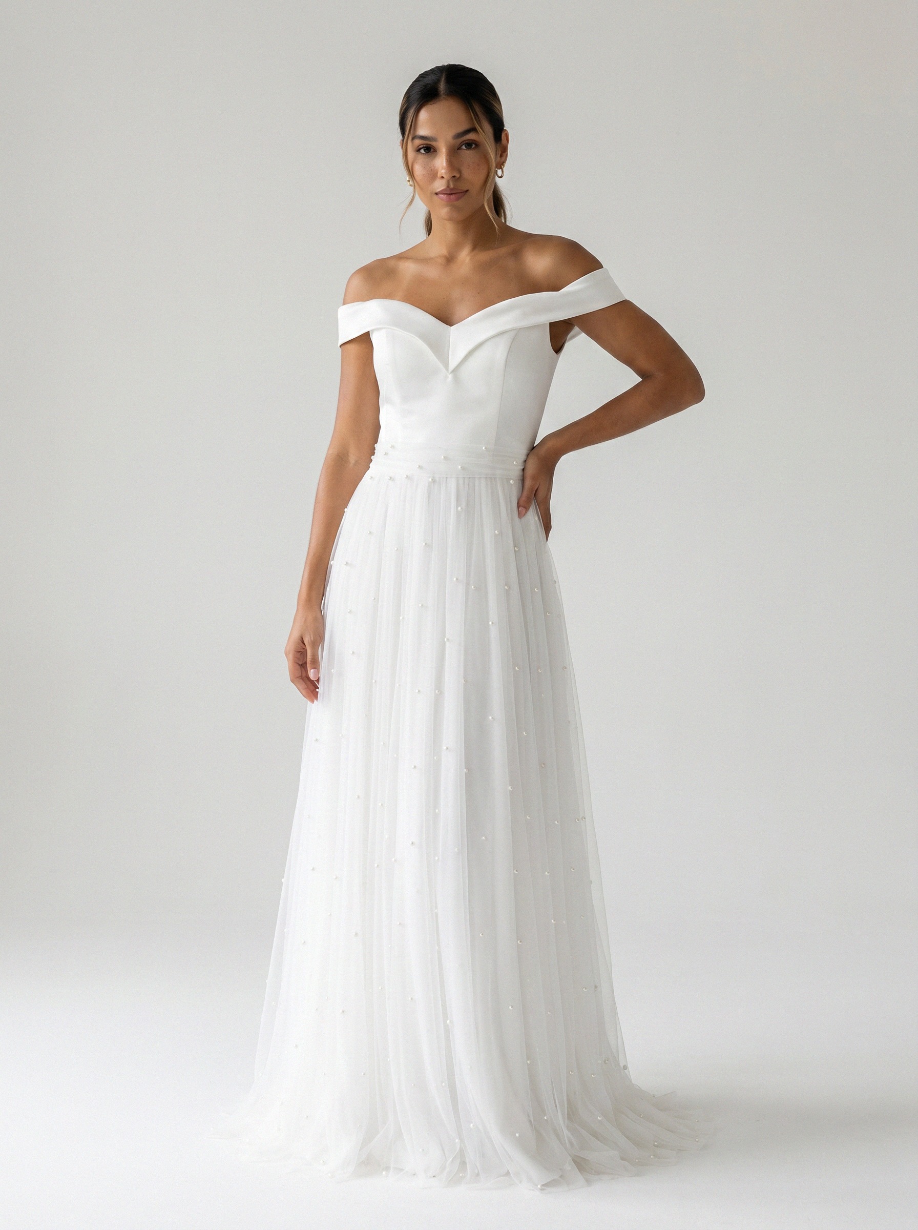 Vestido de noiva corte A de tule ombro a ombro da Koisa Linda