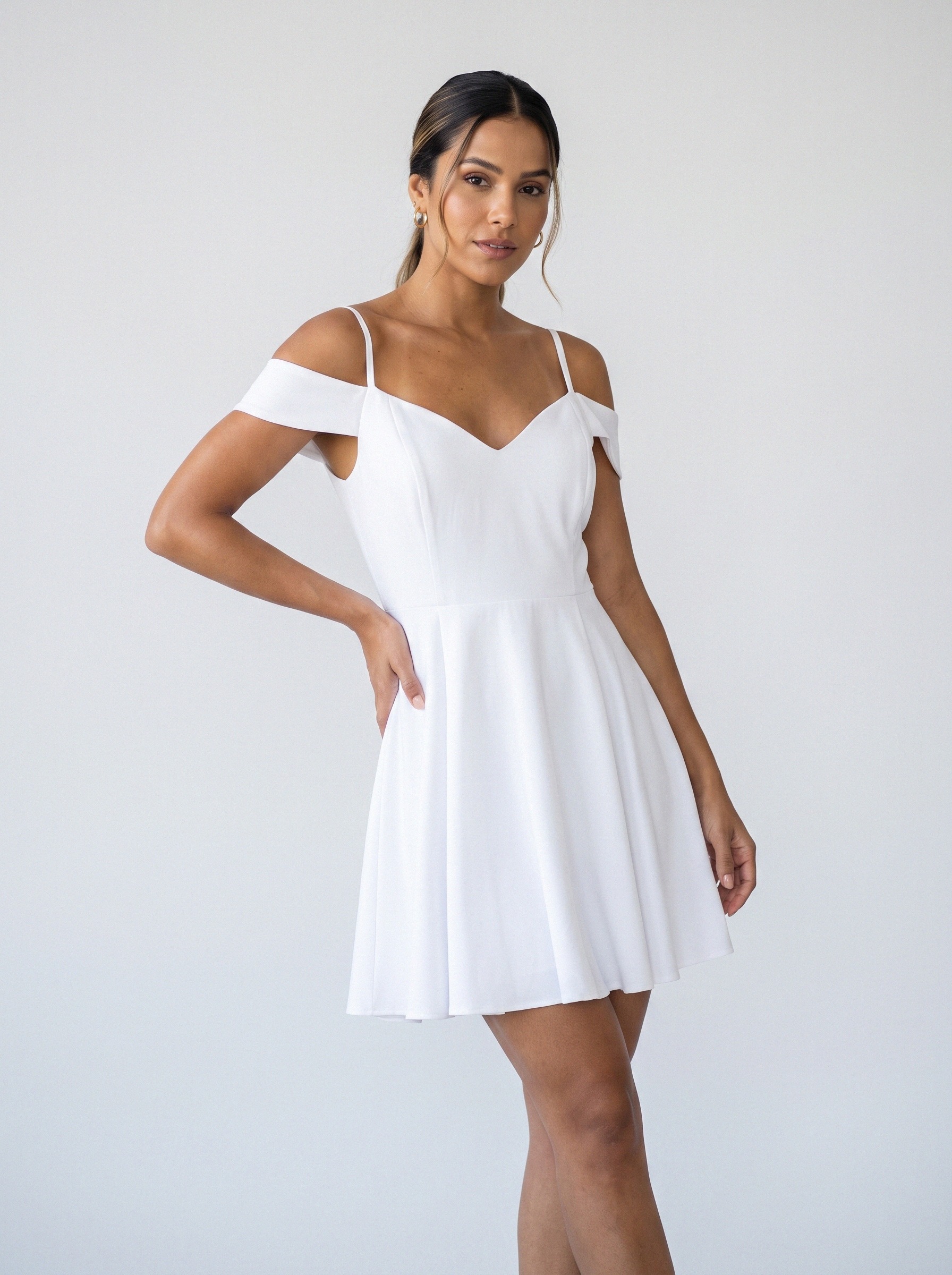 Vestido de noiva corte A de crepe alça fina da Koisa Linda