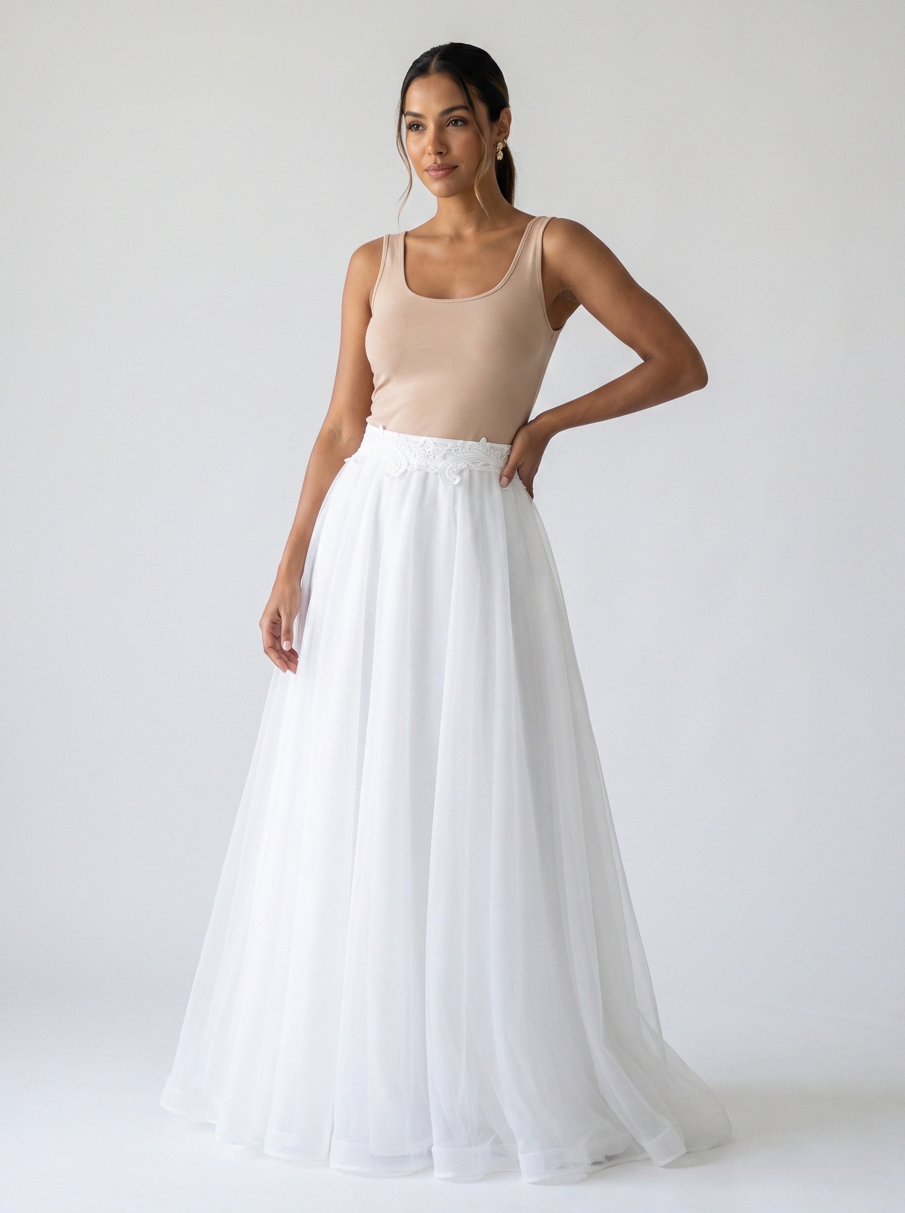 Vestido de noiva corte A de tule decote redondo da Koisa Linda