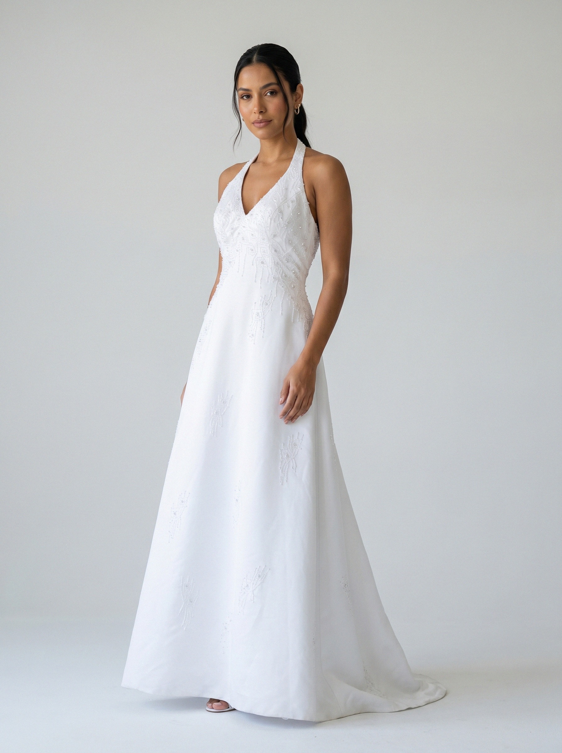 Vestido de noiva corte A bordado decote halter da Koisa Linda