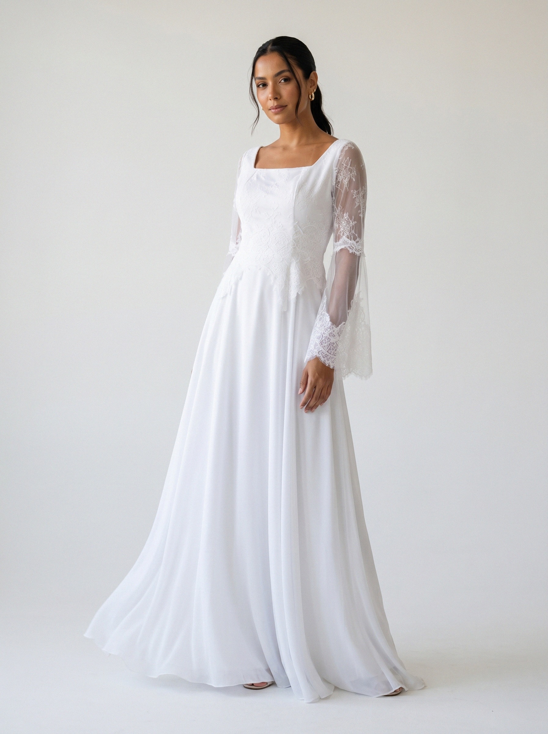 Vestido de noiva corte A de renda manga longa da Koisa Linda