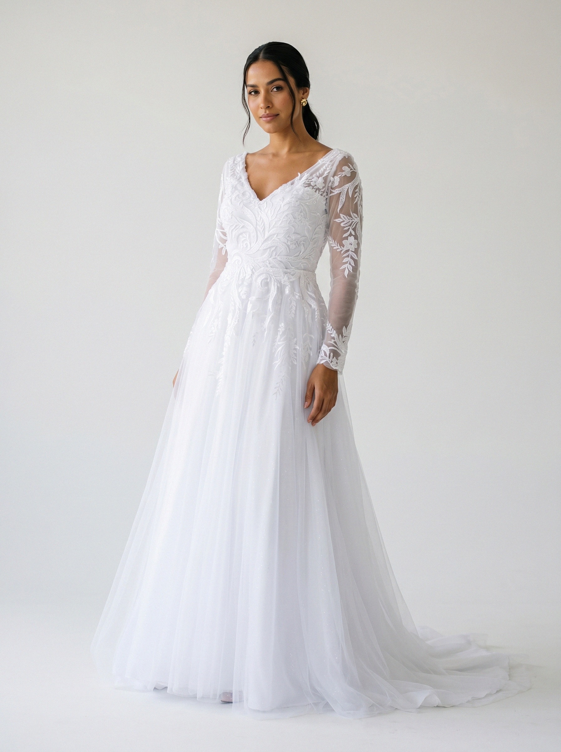 Vestido de noiva corte A de tule manga longa da Koisa Linda