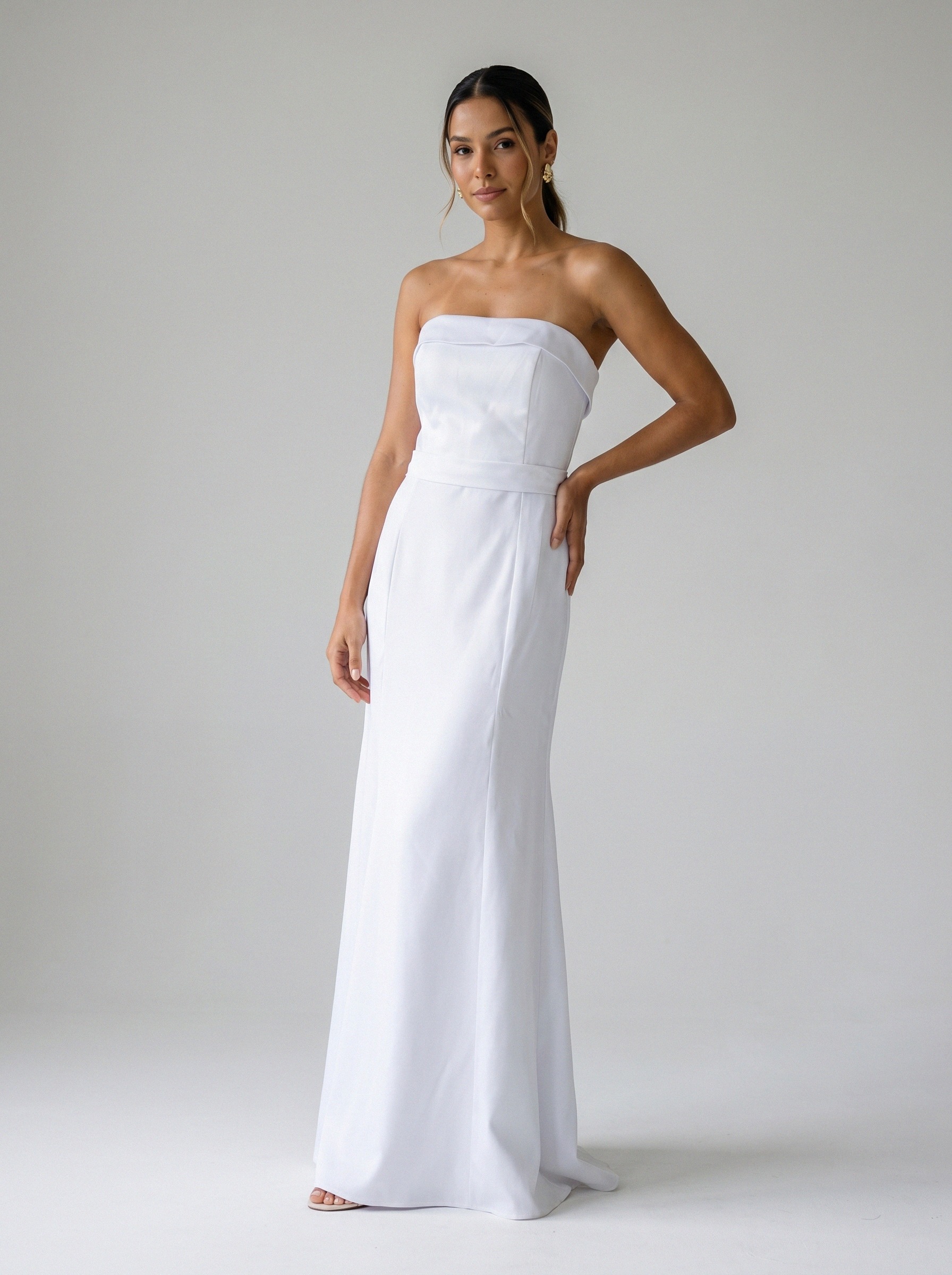 Vestido de noiva semi-sereia de crepe tomara que caia da Koisa Linda