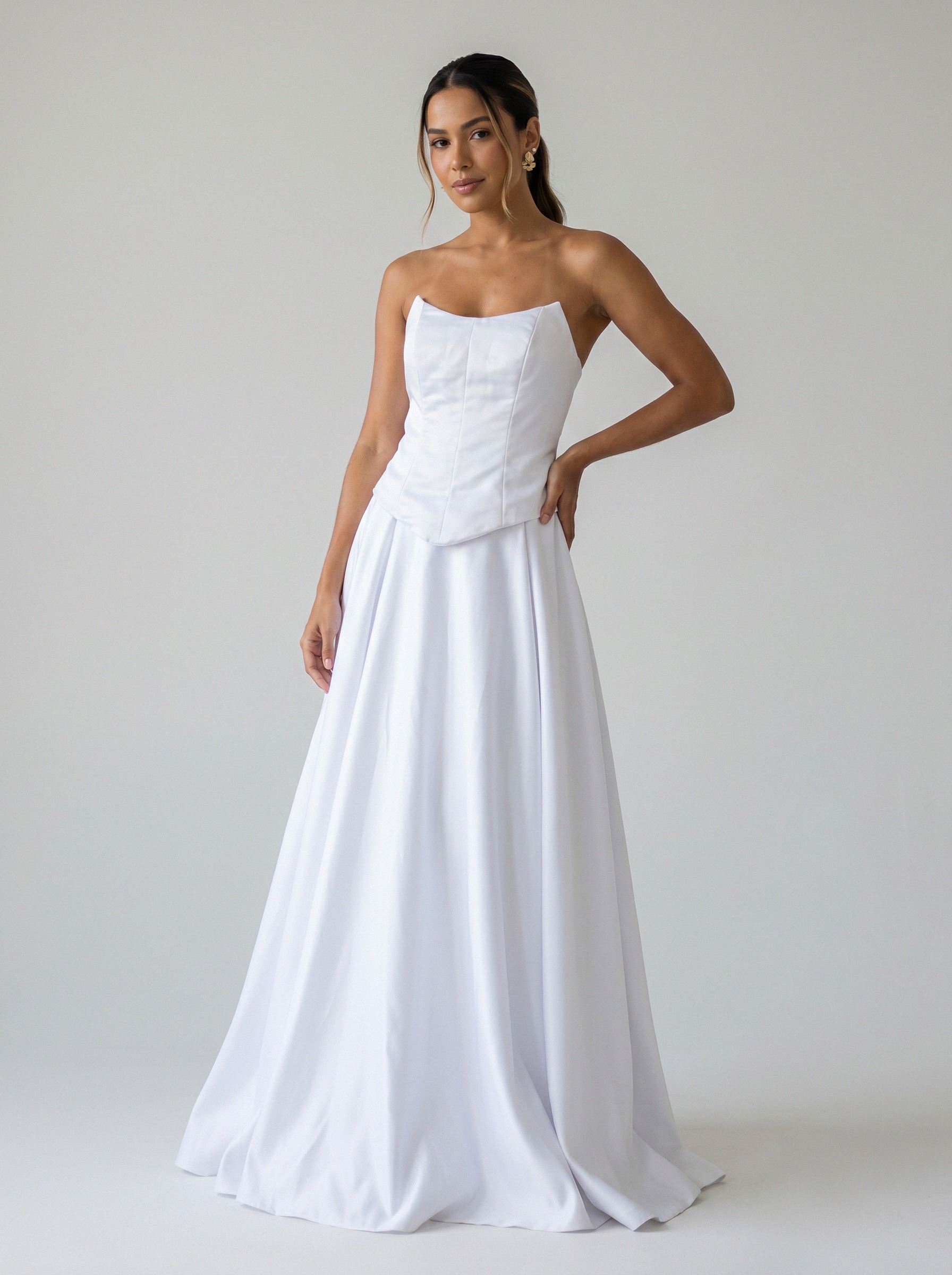 Vestido de noiva corte A de zibeline tomara que caia da Koisa Linda